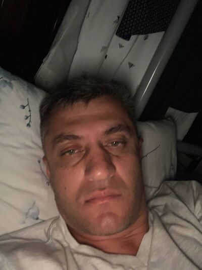  ,   Aleks, 40 ,   ,   