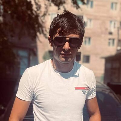  ,   Narek, 45 ,   