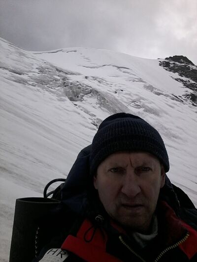  ,   Georgiy, 54 ,   ,   , c 