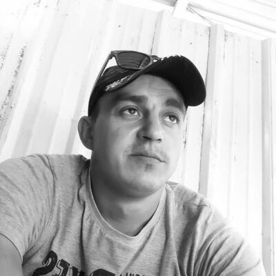  ,   Marcel, 33 ,   ,   