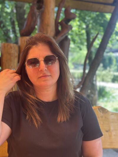  --,   , 40 ,     , c 