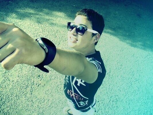  ,   AiTjan, 31 ,   