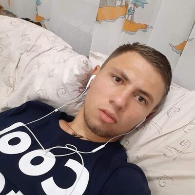  London Colney,   Mihail, 24 ,   ,   , c 