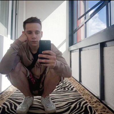  -,   Artyom, 27 ,   ,   
