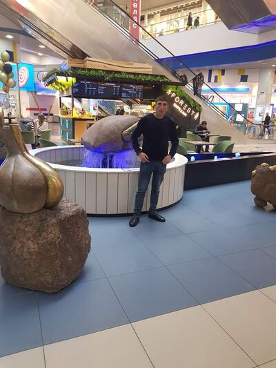  --,   Davit, 37 ,   ,   