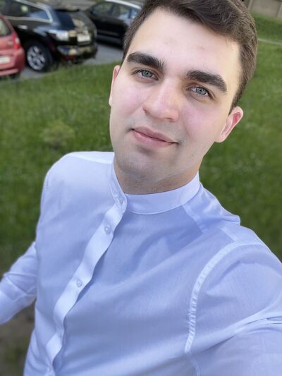  ,   Sasha, 26 ,   ,   