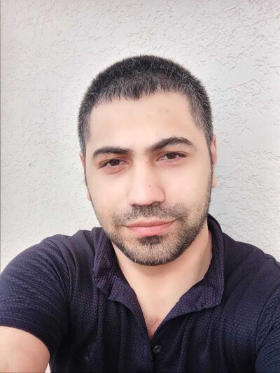  ,   Seymur, 33 ,   ,   