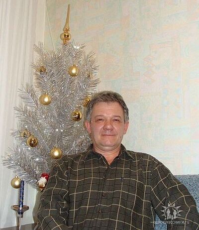  ,   Viktor, 63 ,  