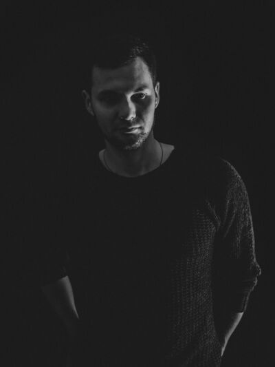  ,   Vlad, 32 ,   ,   