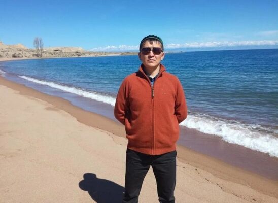  ,   Ulan, 42 ,     , c 