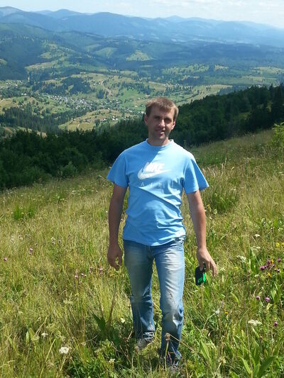  ,   Lubomyr, 42 ,   