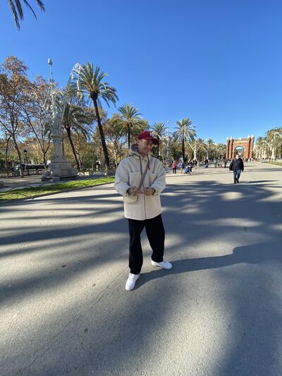  Barcelona,   , 31 ,     , c 