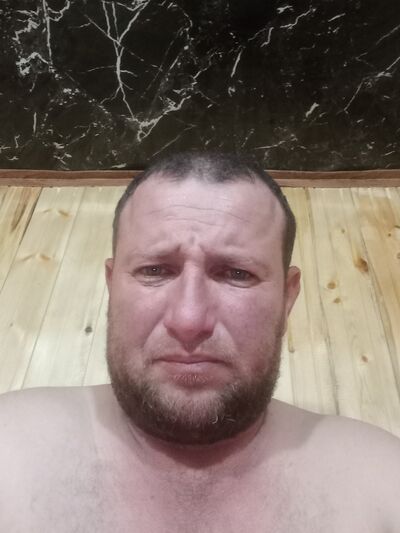  ,   Rustam, 42 ,   ,   , c , 