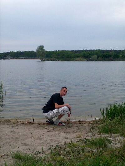  ,   Andrii, 44 ,   ,   , c 