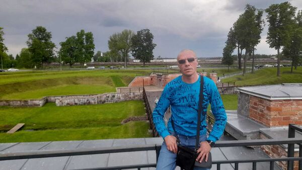  ,   Vitalij, 44 ,   ,   