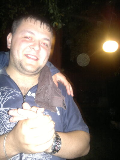  ,   Anton, 39 ,   