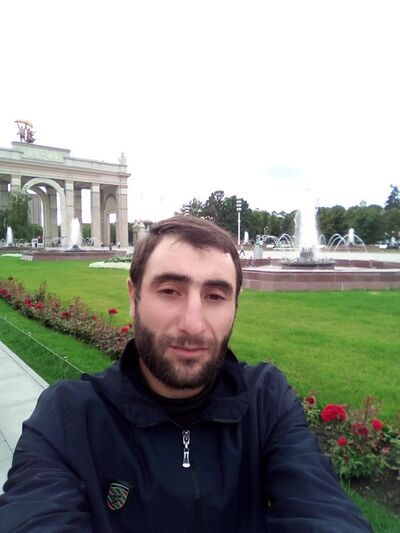  ,   Artyom, 37 ,   ,   
