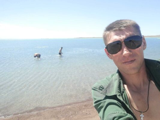  ,   Vladimer, 38 ,   ,   