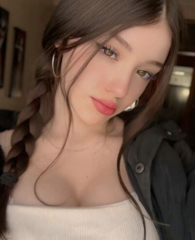  -,   Milena, 25 ,   , 