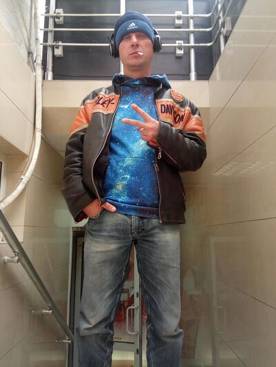  ,   Eduard , 43 ,   ,   , c 