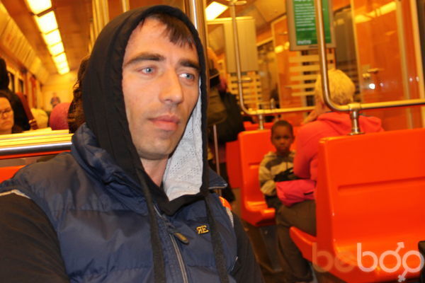  3891724  Aleksei, 48 ,    