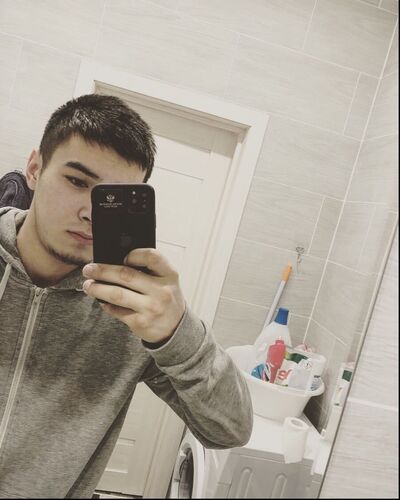  ,   Ali, 25 ,   ,   , c , 