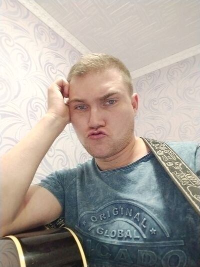  ,   Dmitrij, 34 ,   ,   