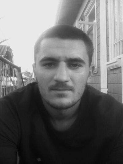  ,   Gheorghe, 33 ,   