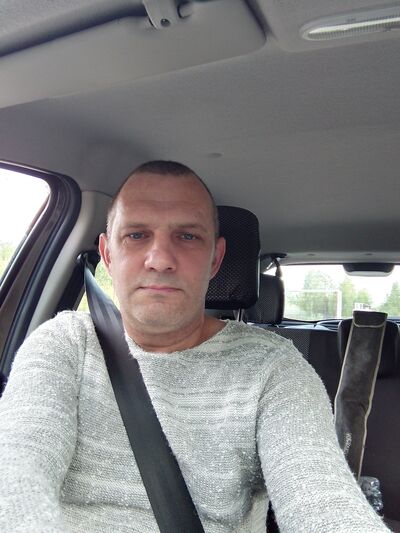  ,   Oleg, 47 ,   ,   