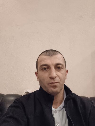  ,   Arman, 42 ,   ,   , c , 