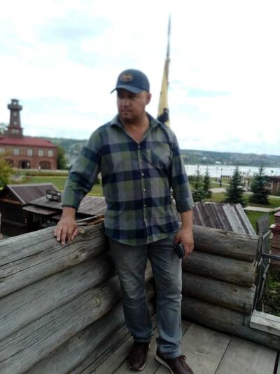  ,   Albert, 49 ,     , c 