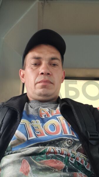  ,   Vladimir, 42 ,   ,   