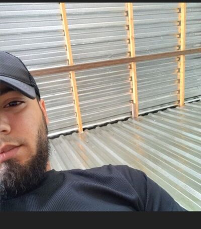  ,   Akow, 28 ,   ,   