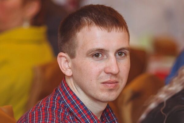  ,   Sergei, 33 ,   ,   