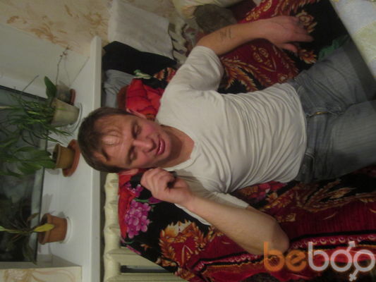  ,   Ideot, 52 ,   