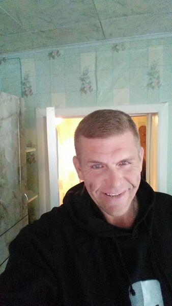  ,   Dimon, 52 ,   ,   