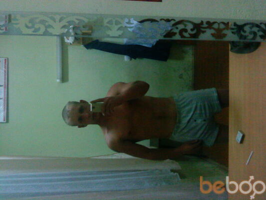  ,   Alex, 36 ,  