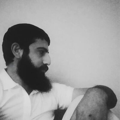  ,   Armen, 28 ,     