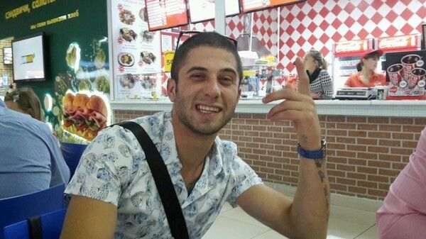  ,   Narek, 34 ,   