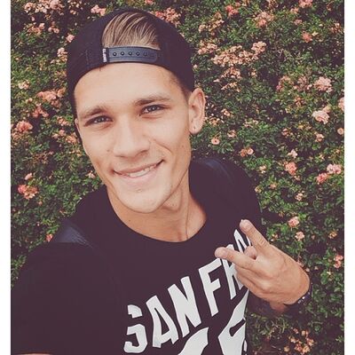  ,   Aleks, 27 ,   
