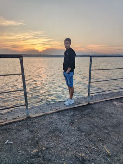  Ostrzeszow,   , 18 ,   ,   