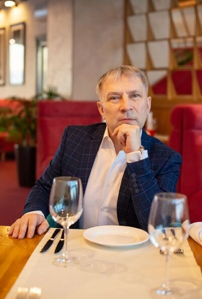  ,   Valeriy, 54 ,  