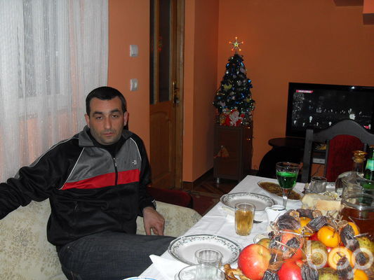  ,   Gochia1973, 47 ,   ,   , c 