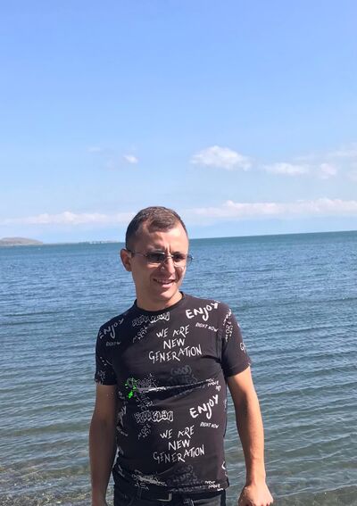  ,   Seroj, 26 ,   c 