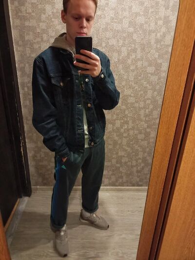  ,   Artyom, 23 ,   ,   