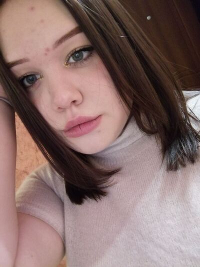  ,   Ekaterina, 23 ,     , c 