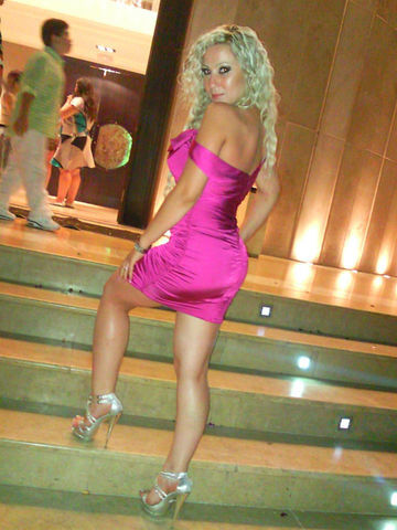  ,   Lola, 35 ,   ,   , c 