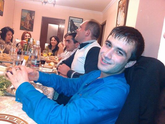  ,   Samvel, 32 ,   