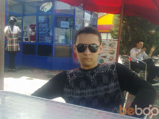  ,   Aziz, 33 ,   ,   , c 