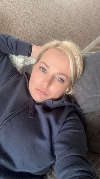  ,   Ksenia, 48 ,   c 